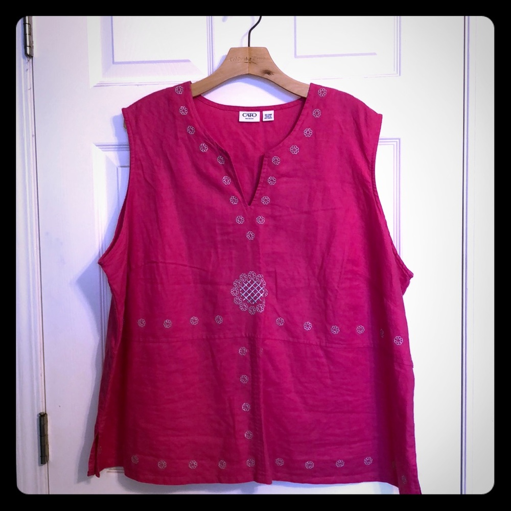 Size 22/24 CATO Linen/Cotten sleeveless blouse